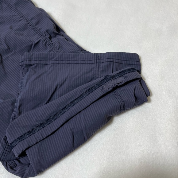 Lululemon Studio Crop 2   #2-21 - Picture 6 of 16